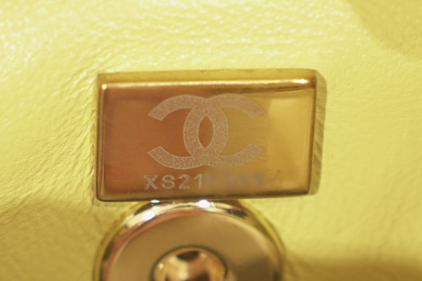 Chanel | Coco Mini – Lambskin – Green – Gold Hardware