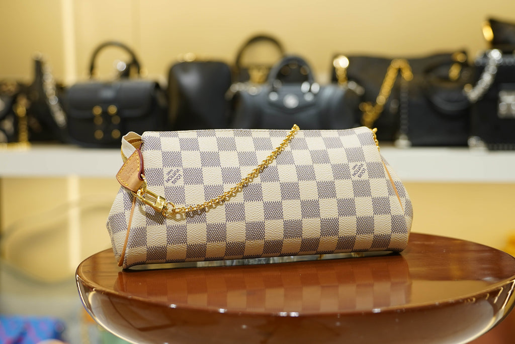 Louis Vuitton | Pochette Metis – Canvas – Damier Azur – Gold Hardware
