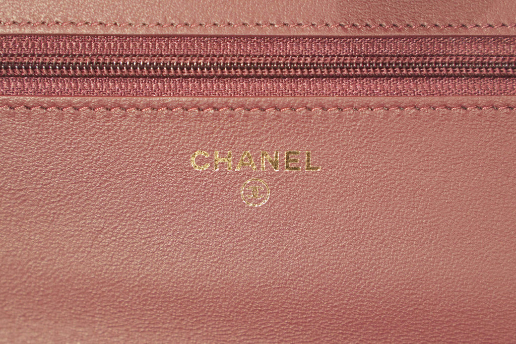 Chanel | Wallet on Chain – Lambskin – Burgundy – Gold Hardware