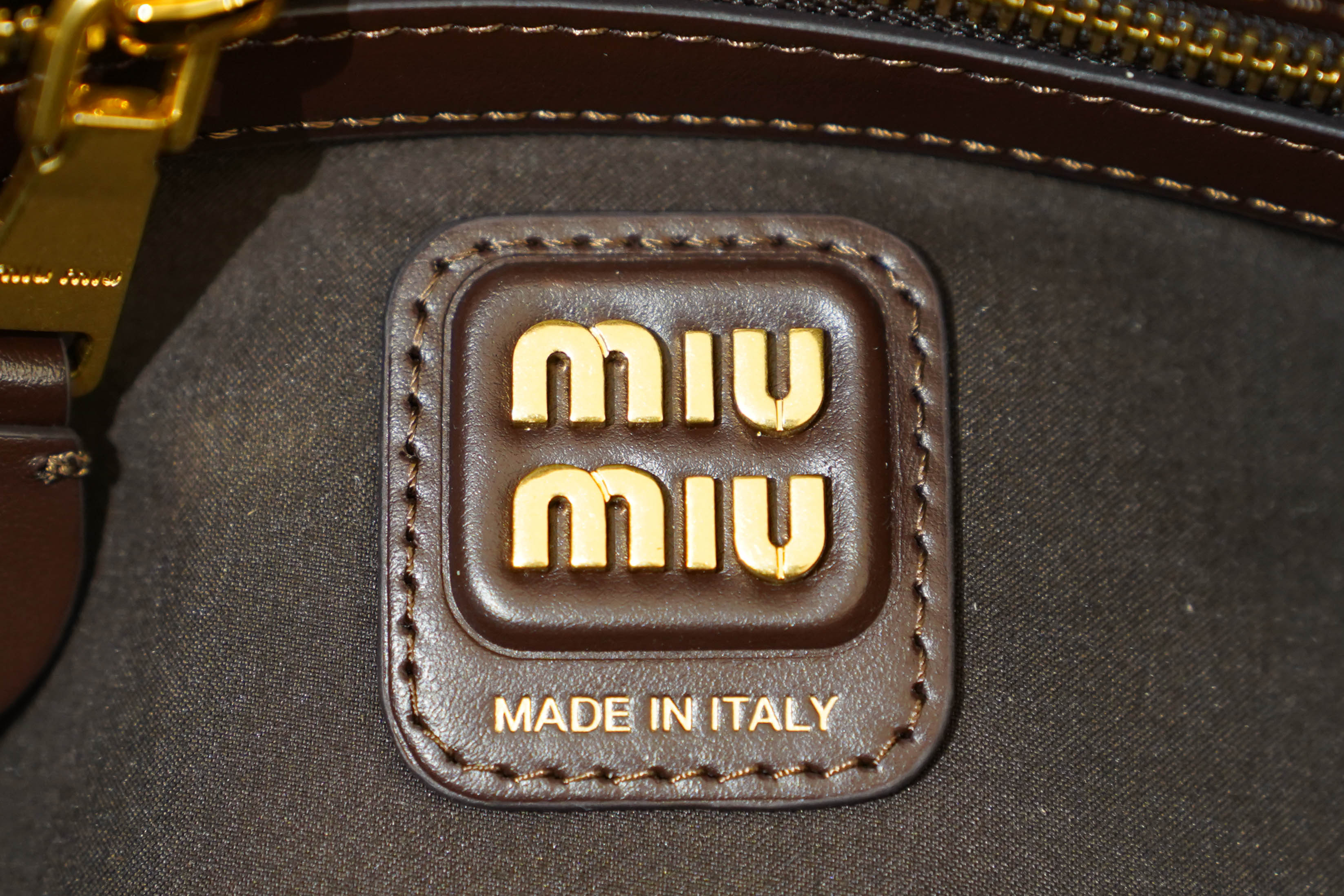 Miu Miu | Beau – Leather – Brown – Gold Hardware