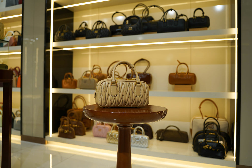 Miu Miu | Arcadie (Medium) – Leather – Beige – Gold Hardware