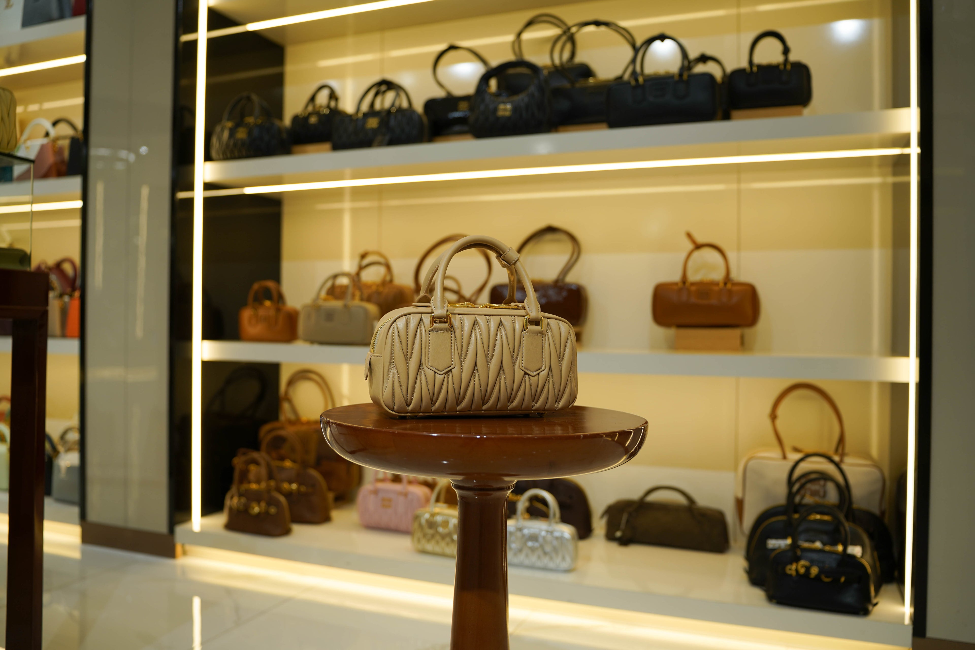 Miu Miu | Arcadie (Medium) – Leather – Beige – Gold Hardware