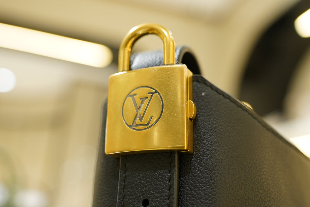 Louis Vuitton | Neverfull – Leather – Black – Gold Hardware