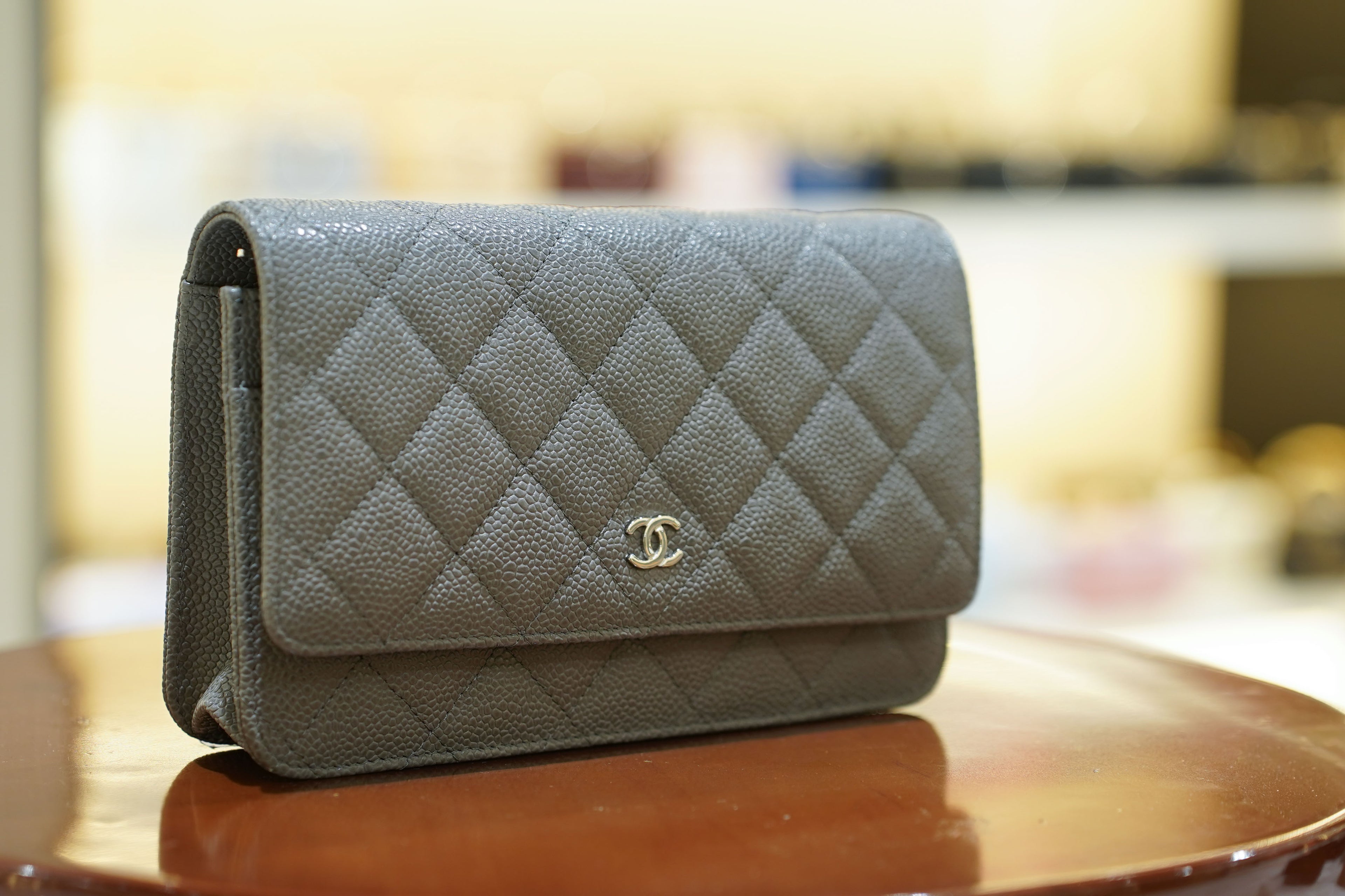 Chanel | Wallet on Chain – Caviar – Grey – Gold Hardware