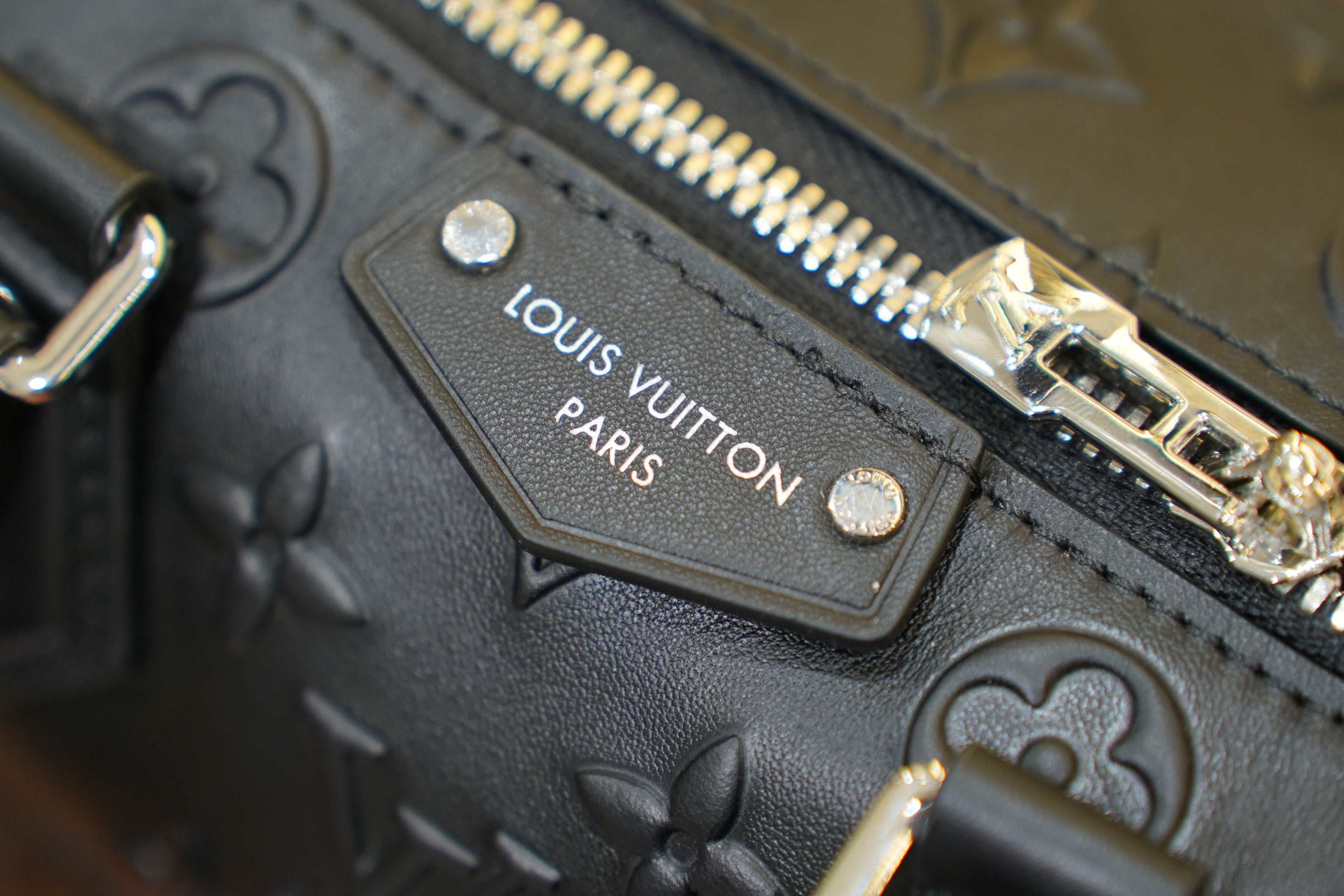 Louis Vuitton | Alma – Leather – Black – Silver Hardware