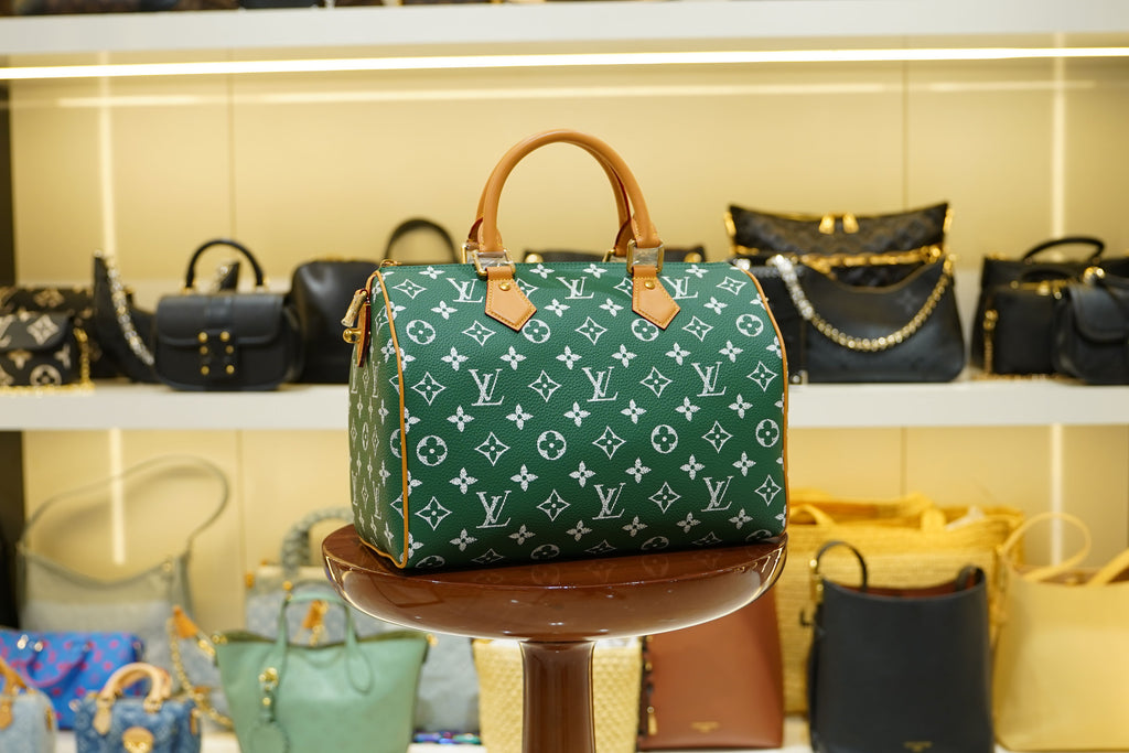 Louis Vuitton | Speedy – Canvas – Green – Gold Hardware