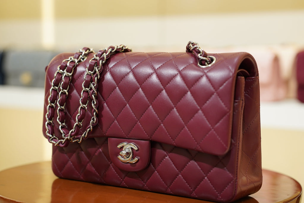 Chanel | Classic Flap Bag – Medium – Lambskin – Burgundy – Silver Hardware