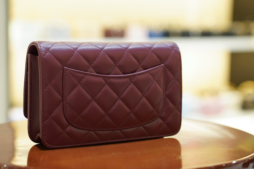 Chanel | Wallet on Chain – Lambskin – Burgundy – Silver Hardware