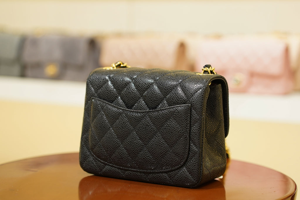 Chanel | Square Mini Flap Bag – Lambskin – Black – Gold Hardware