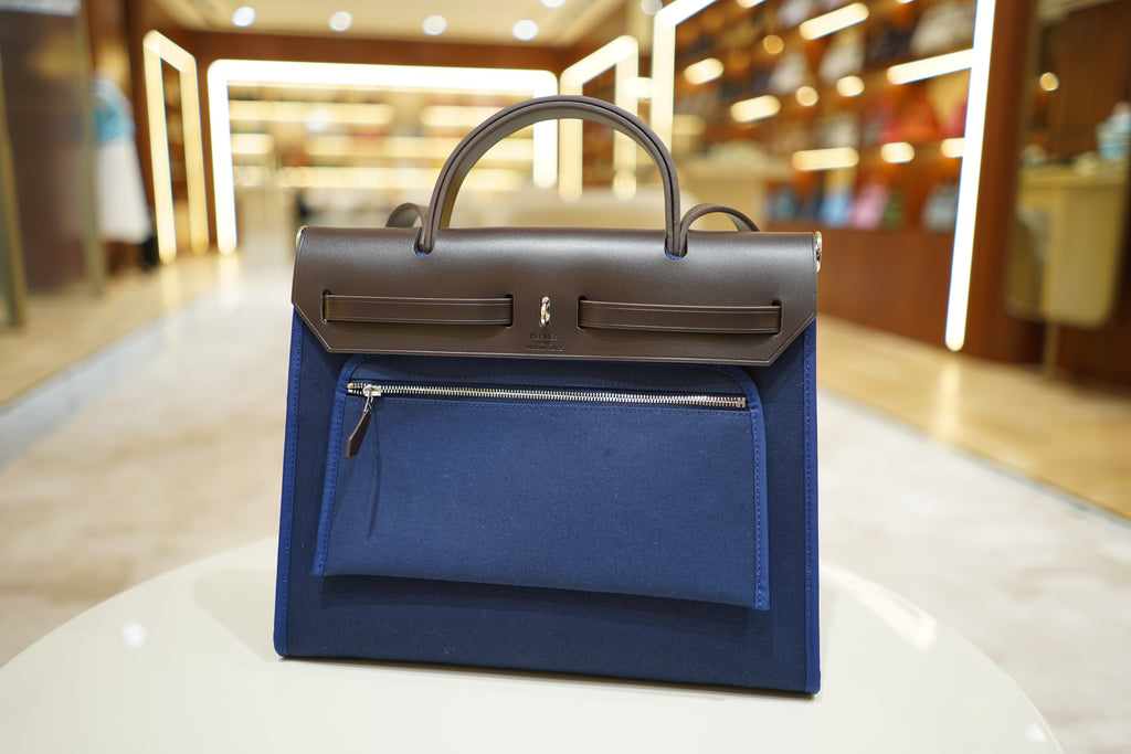 Hermes | Herbag Medium – Canvas – Navy – Gold Hardware