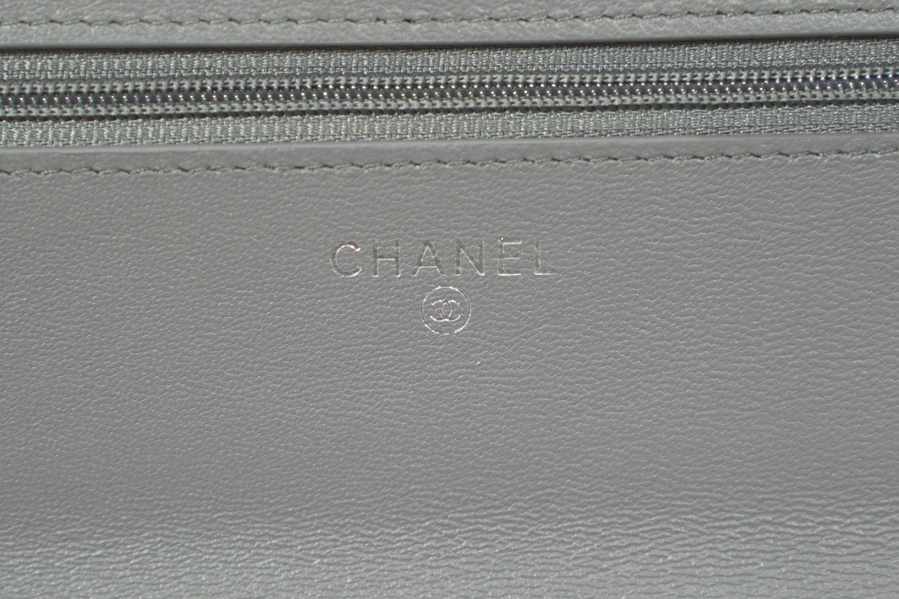 Chanel | Wallet on Chain – Lambskin – Grey – Silver Hardware