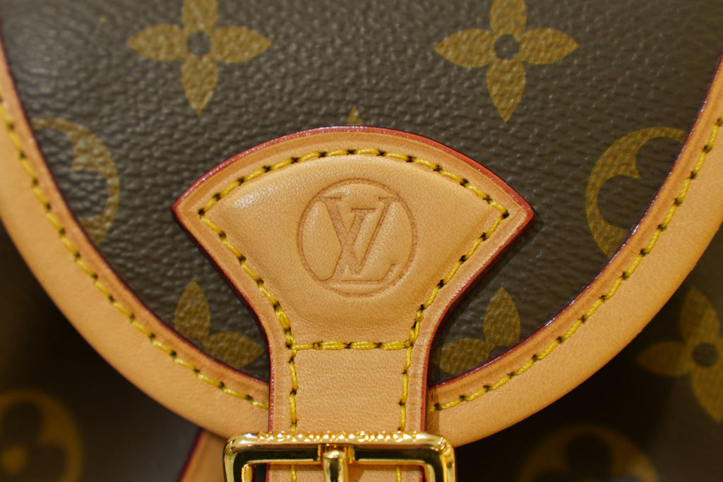 Louis Vuitton | Montsouris – Canvas – Monogram – Gold Hardware