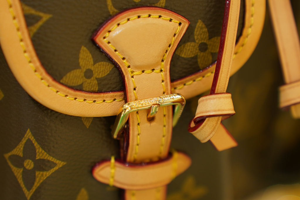 Louis Vuitton | Montsouris – Canvas – Monogram – Gold Hardware