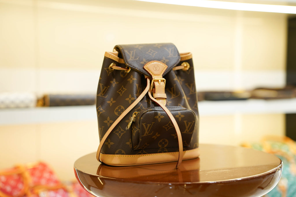Louis Vuitton | Montsouris – Canvas – Brown – Gold Hardware