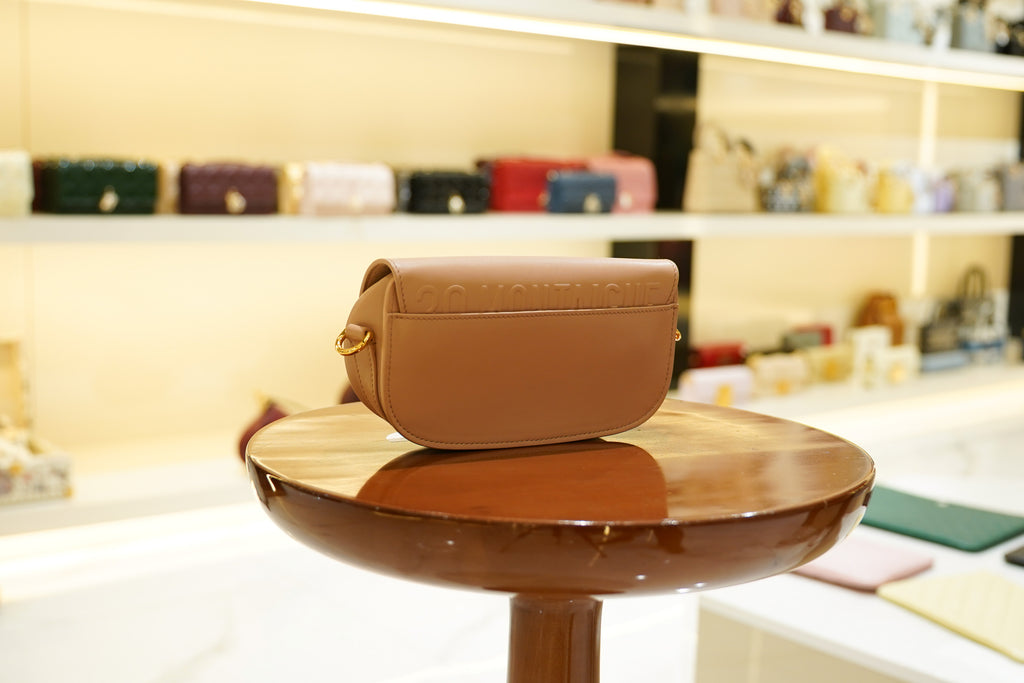Dior | Bobby – Leather – Beige – Gold Hardware