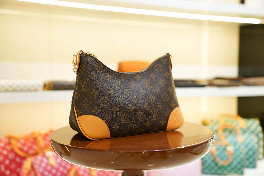 Louis Vuitton | Hobo Bag – Canvas – Brown – Gold Hardware
