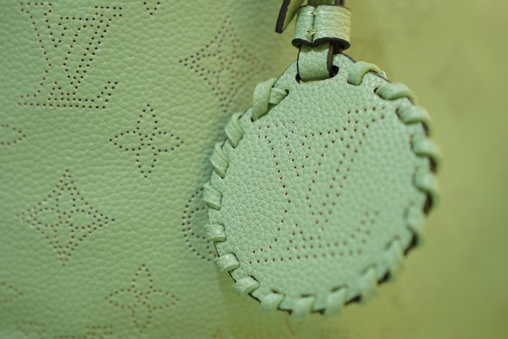 Louis Vuitton | Neverfull – Canvas – Vert Foncé – Gold Hardware