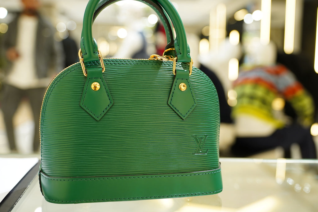 Louis Vuitton | Alma BB – Epi Leather – Green – Gold Hardware