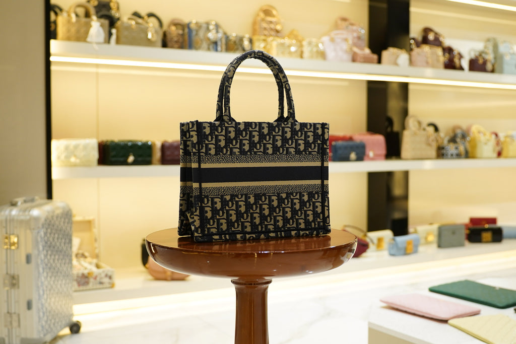 Dior | Сумка-книга – Канвас – Темно-синий – Золотая фурнитура