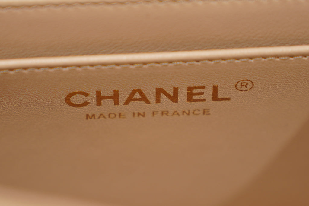 Chanel | Square Mini Flap Bag – Lambskin – Beige – Gold Hardware