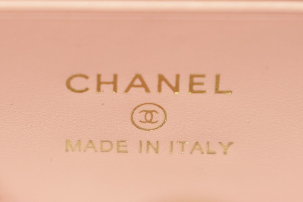 Chanel | Vanity Medium – Caviar Leather – Pink – Gold Hardware