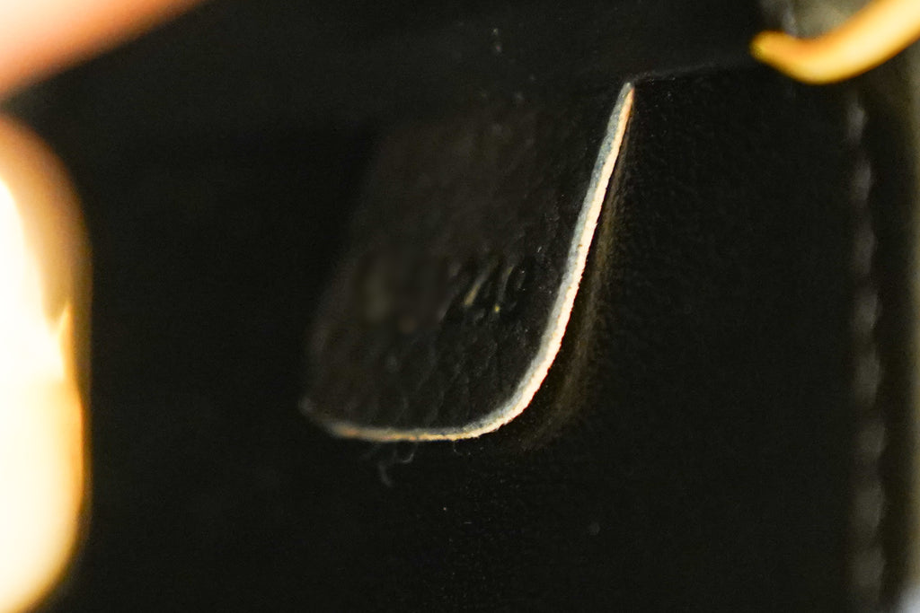 Louis Vuitton | Capucines Medium – Leather – Black – Gold Hardware