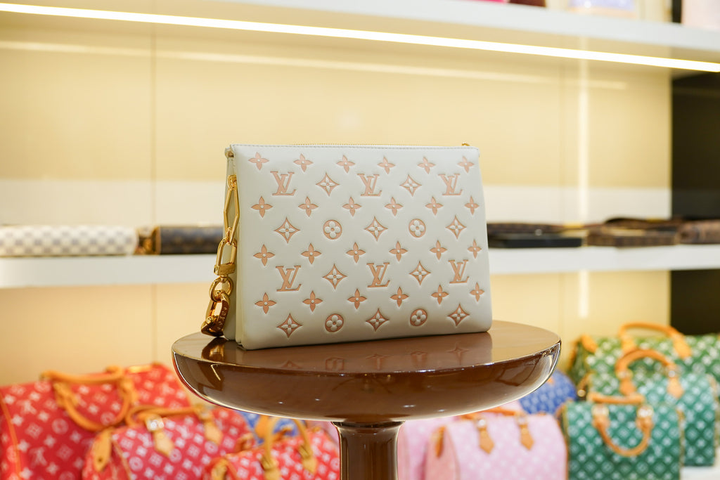 Louis Vuitton | Twist – Leather – White – Gold Hardware