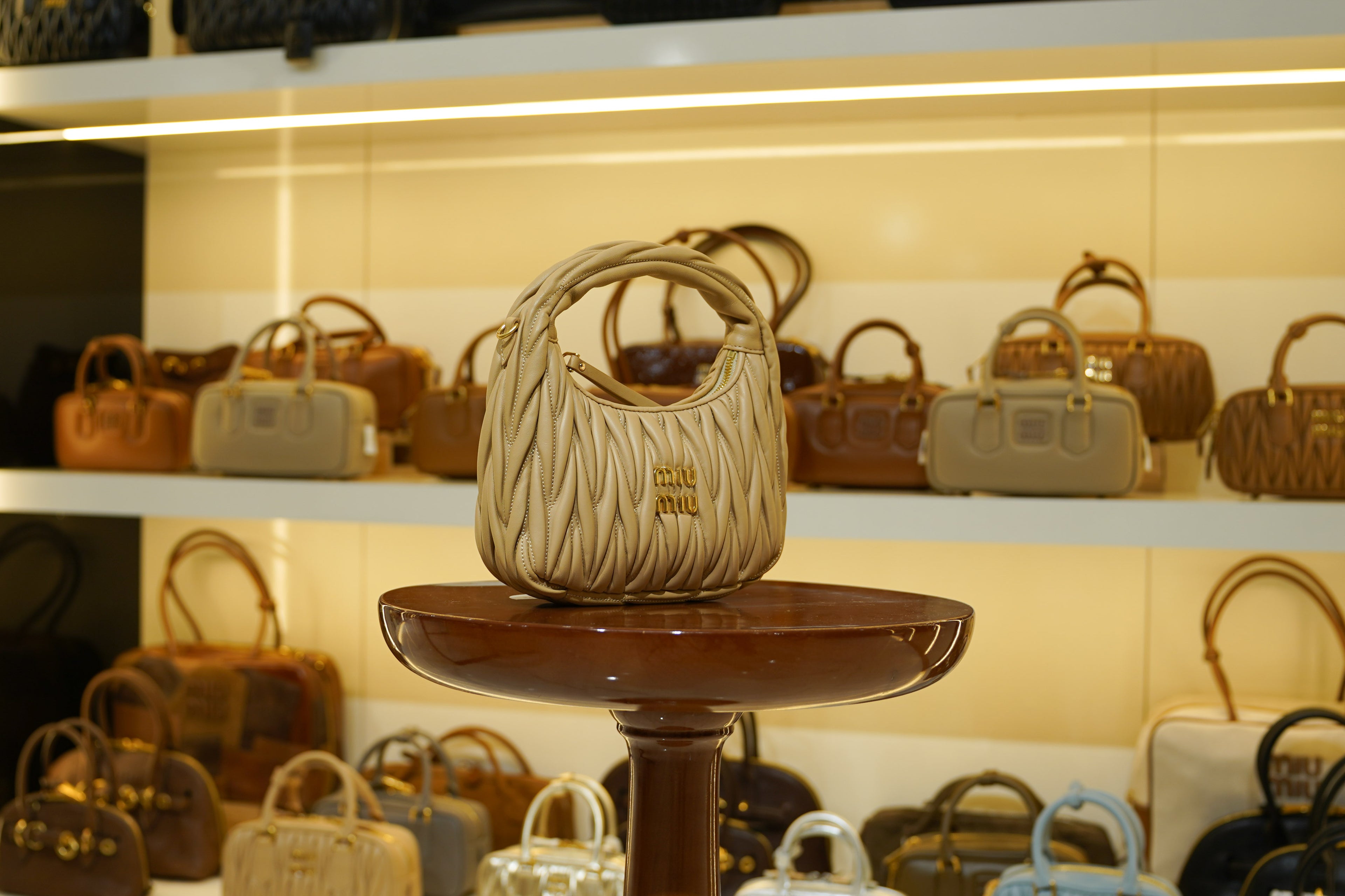 Miu Miu | Wander-Matelasse – Leather – Beige – Gold Hardware