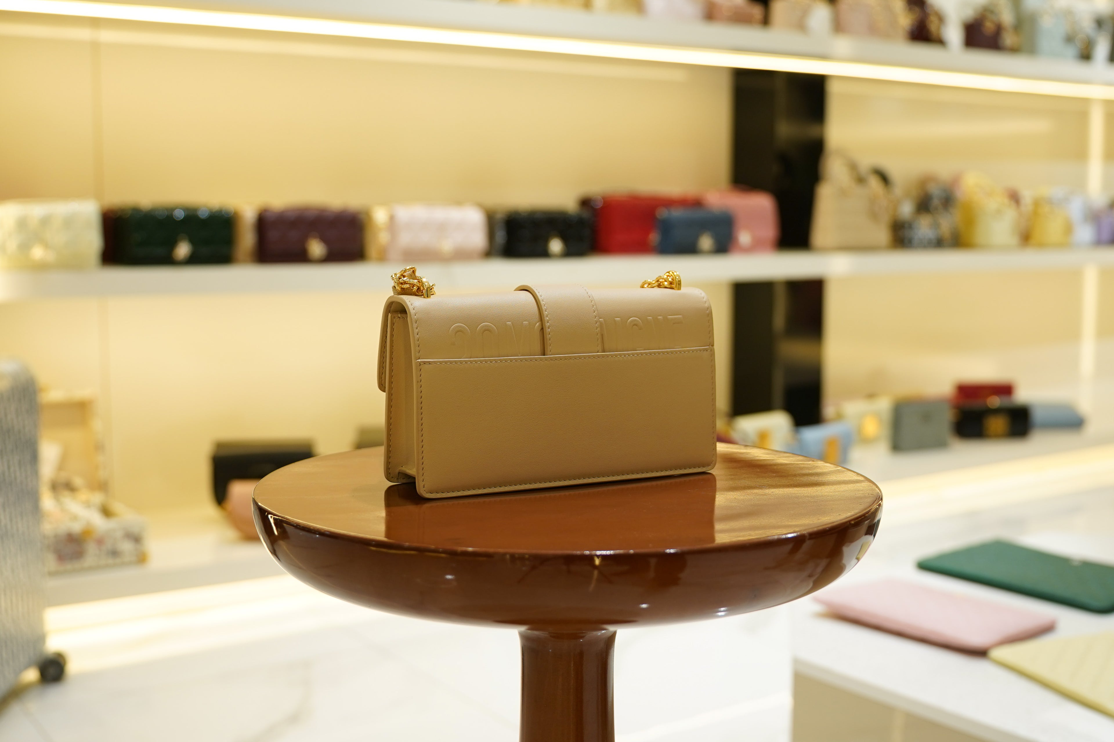 Dior | Dior 30 Montaigne – Leather – Beige – Gold Hardware