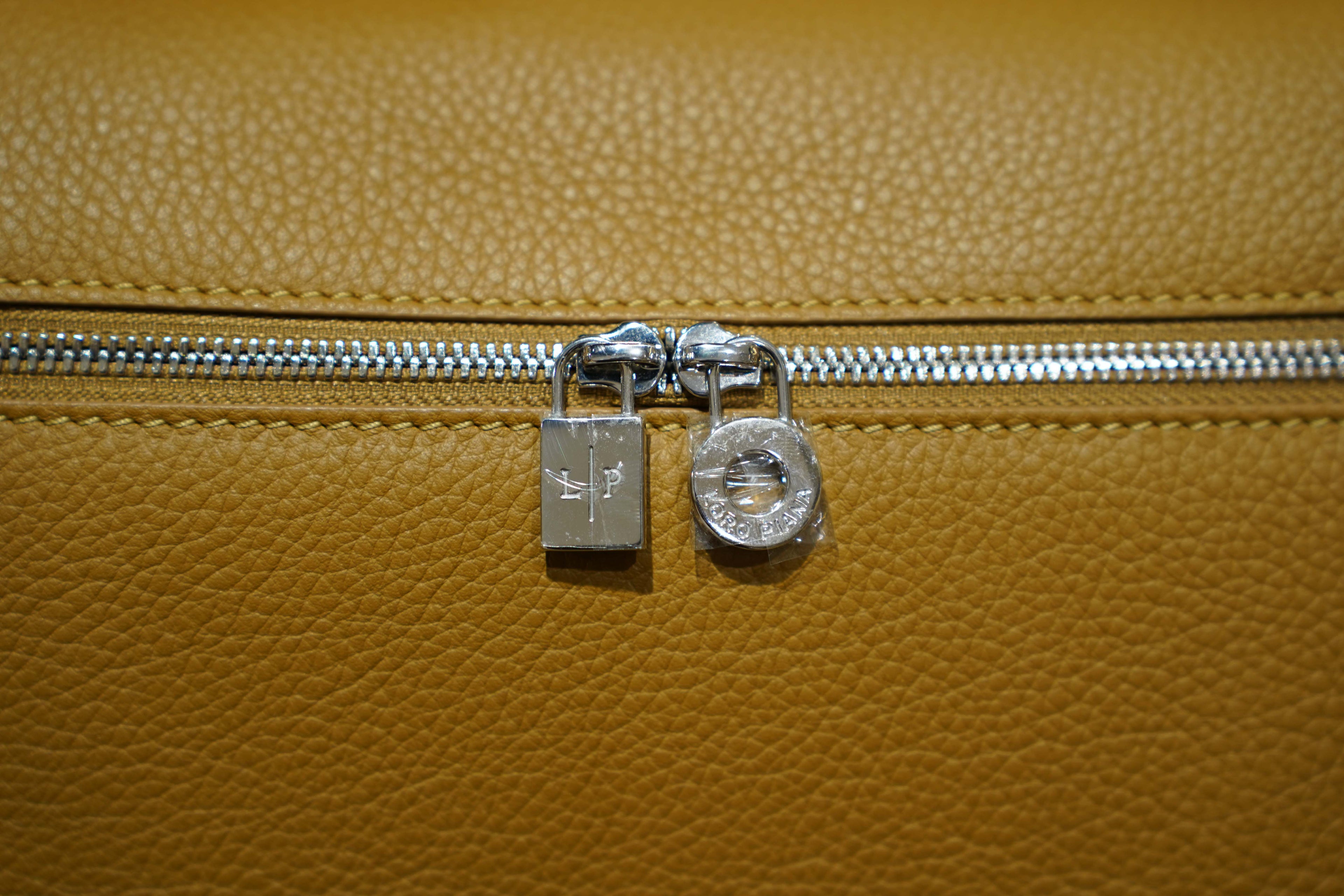 Loro Piana | Extra Bag L27 – Leather – Tan – Silver Hardware