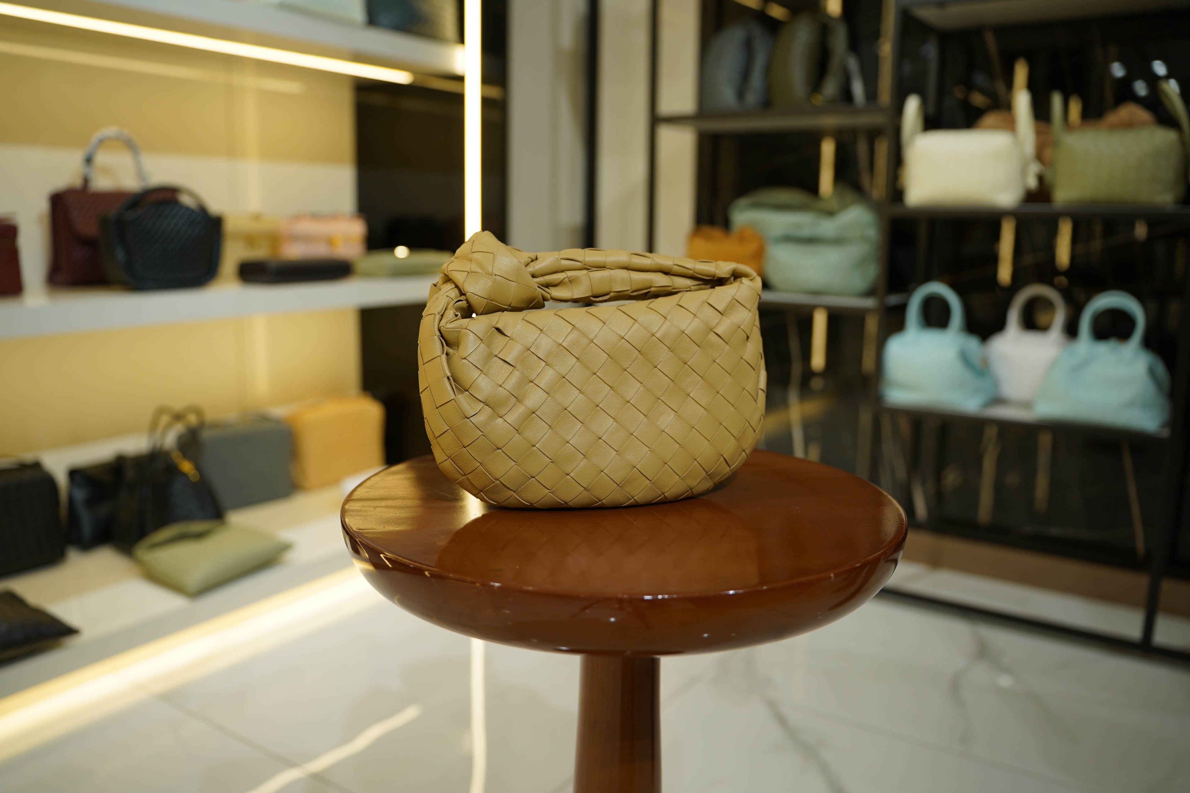 Bottega Veneta | Jodie – Leather – Honey – Gold Hardware
