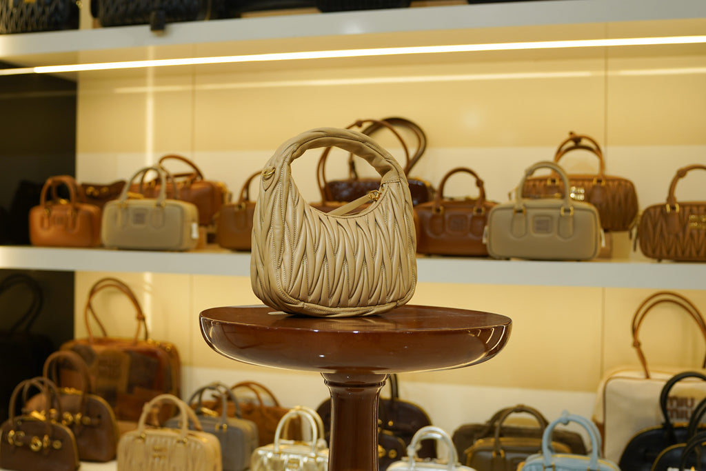 Miu Miu | Wander-Matelasse – Leather – Beige – Gold Hardware