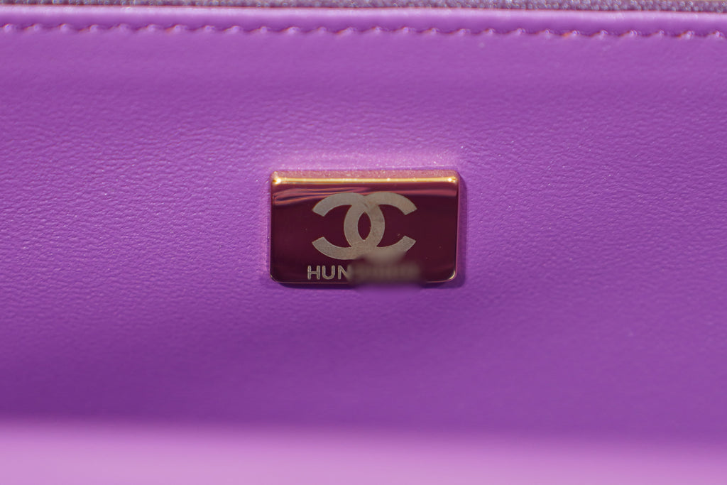 Chanel | Classic Flap Bag – Medium – Lambskin – Purple – Gold Hardware