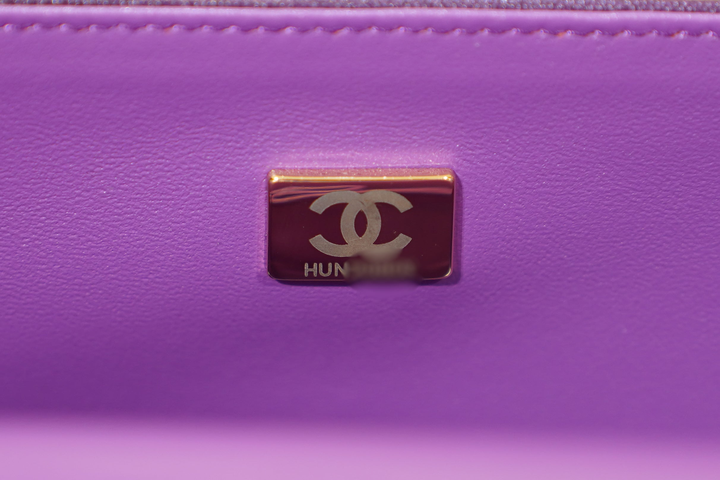 Chanel | Classic Flap Bag – Medium – Lambskin – Purple – Gold Hardware