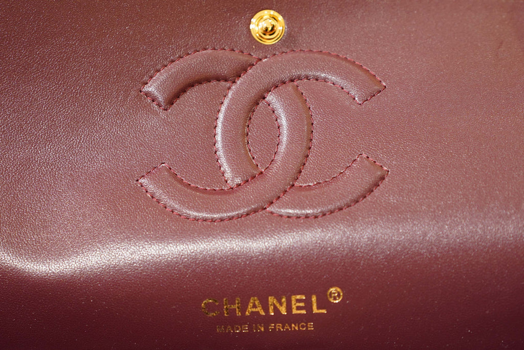 Chanel | Sac Classic Flap – Moyen – Cuir – Bourgogne – Quincaillerie Dorée