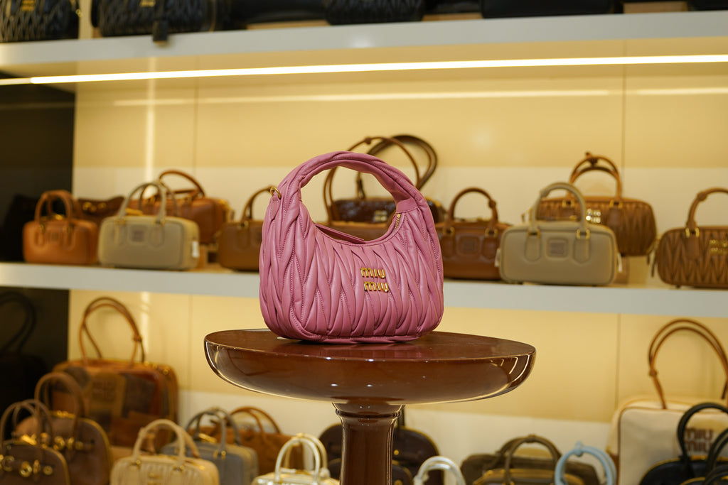 Miu Miu | Wander-Matelasse – Leather – Pink – Gold Hardware