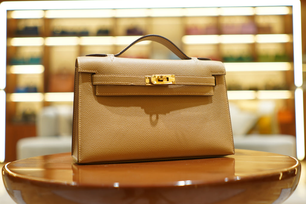 Hermes | Kelly Pochette – Epsom – Beige – Goldene Hardware