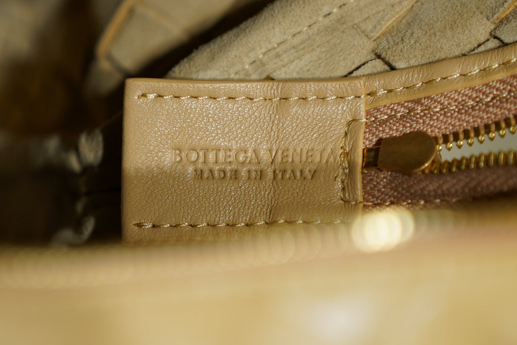 Bottega Veneta | Loop – Intrecciato – Beige – Gold Hardware