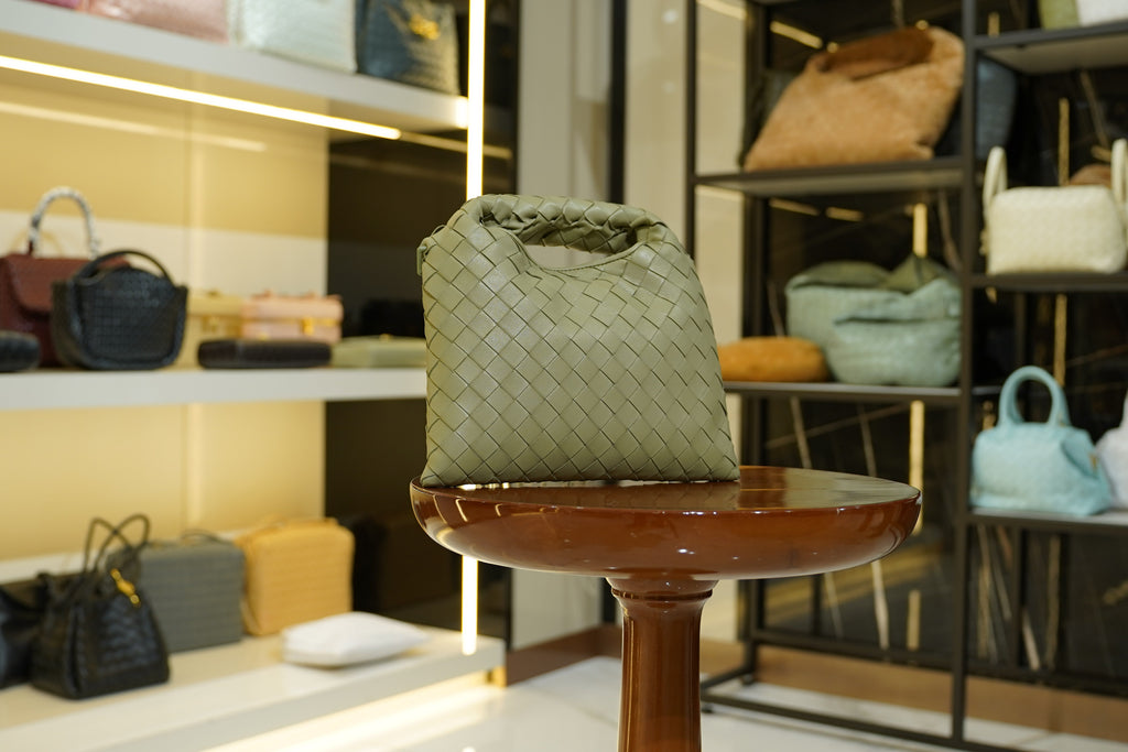 Bottega Veneta | Mini Jodie – Leather – Verde Oliva – Gold Hardware