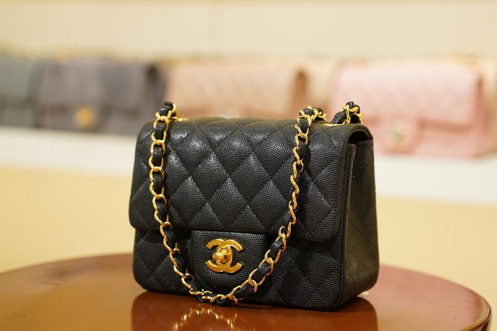 Chanel | Square Mini Flap Bag – Lambskin – Black – Gold Hardware