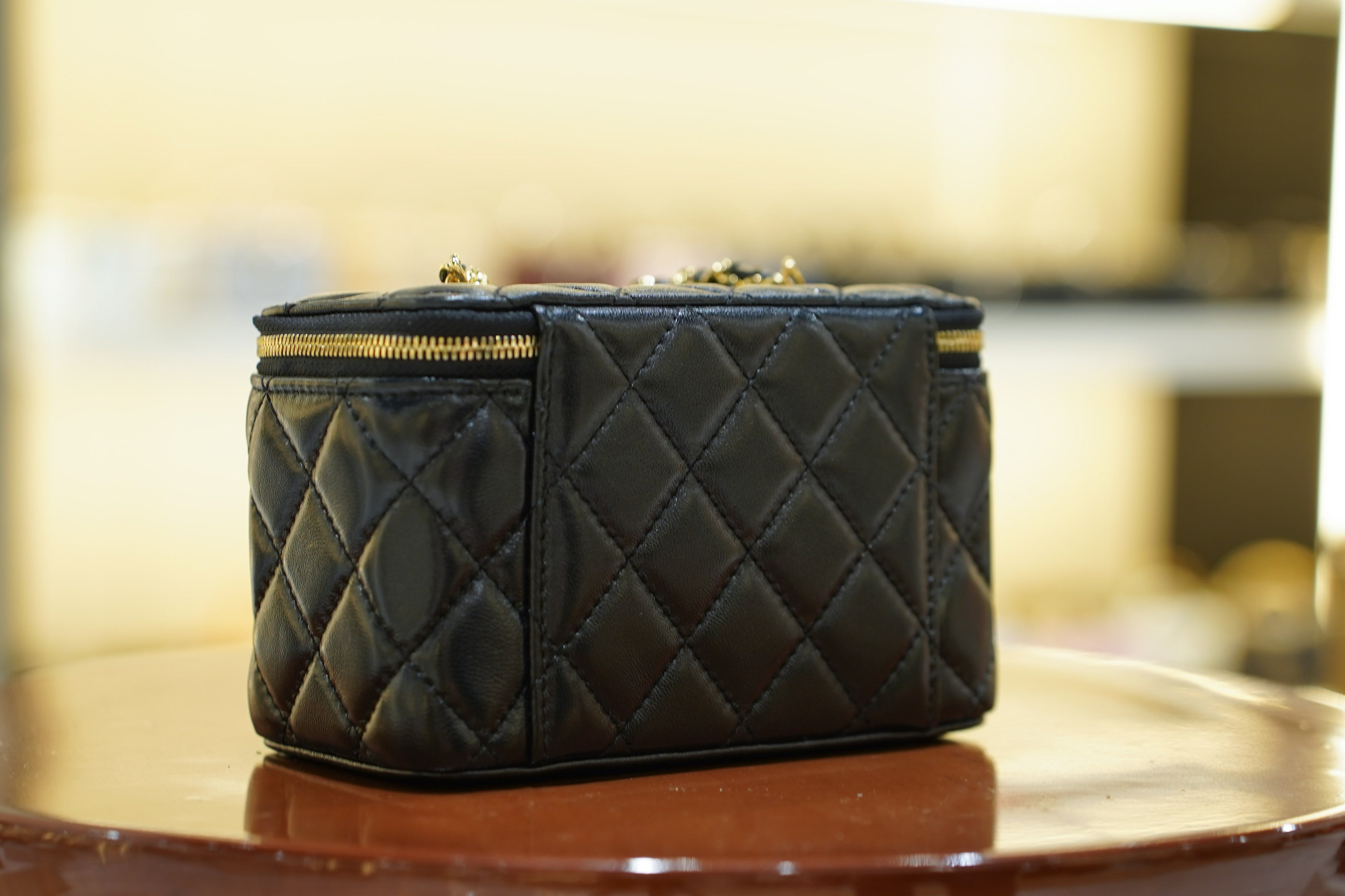Chanel | Small Vanity – Lambskin – Black – Gold Hardware
