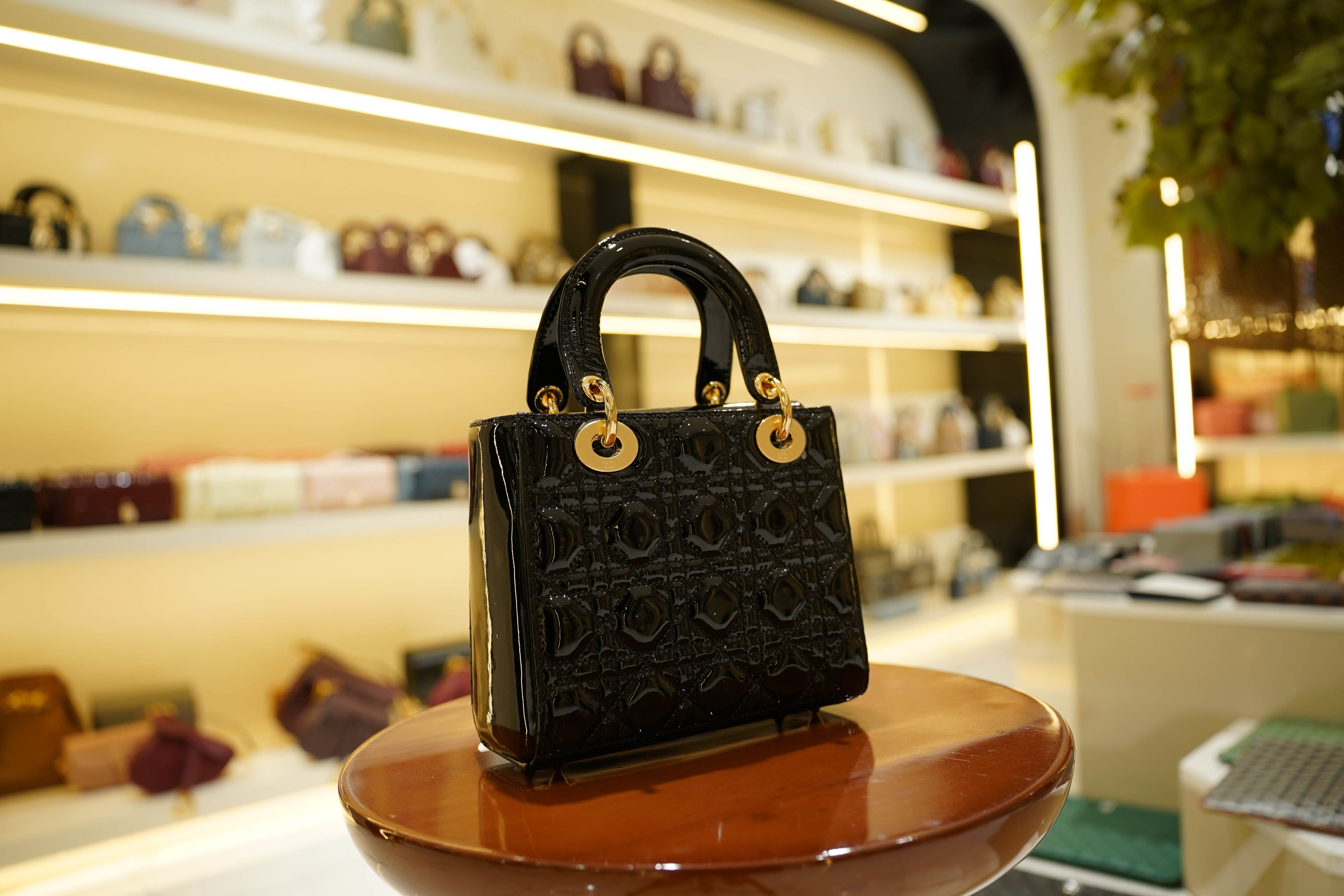 Dior | Lady Dior – Patent Leather – Black – Gold Hardware