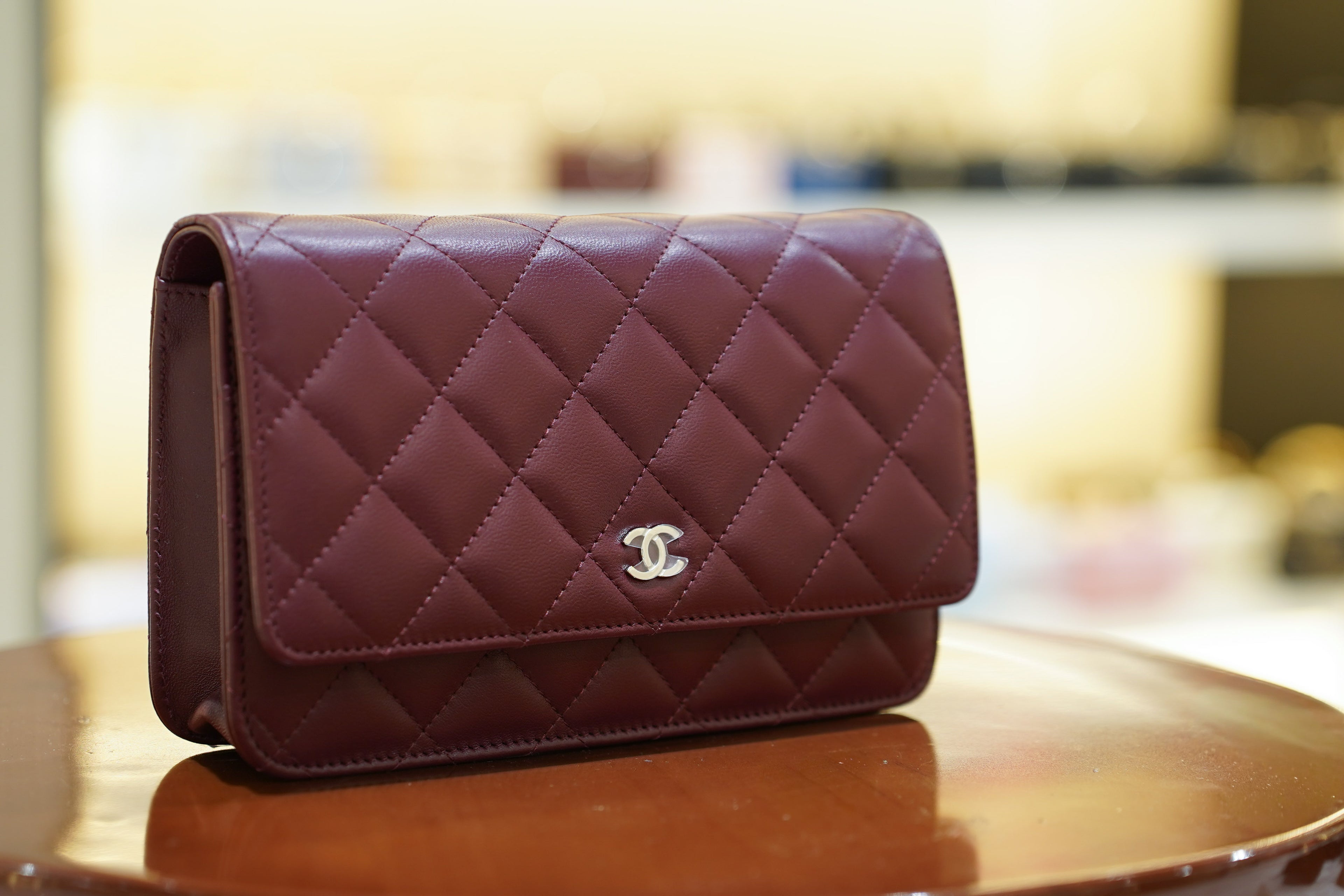 Chanel | Wallet on Chain – Lambskin – Burgundy – Silver Hardware