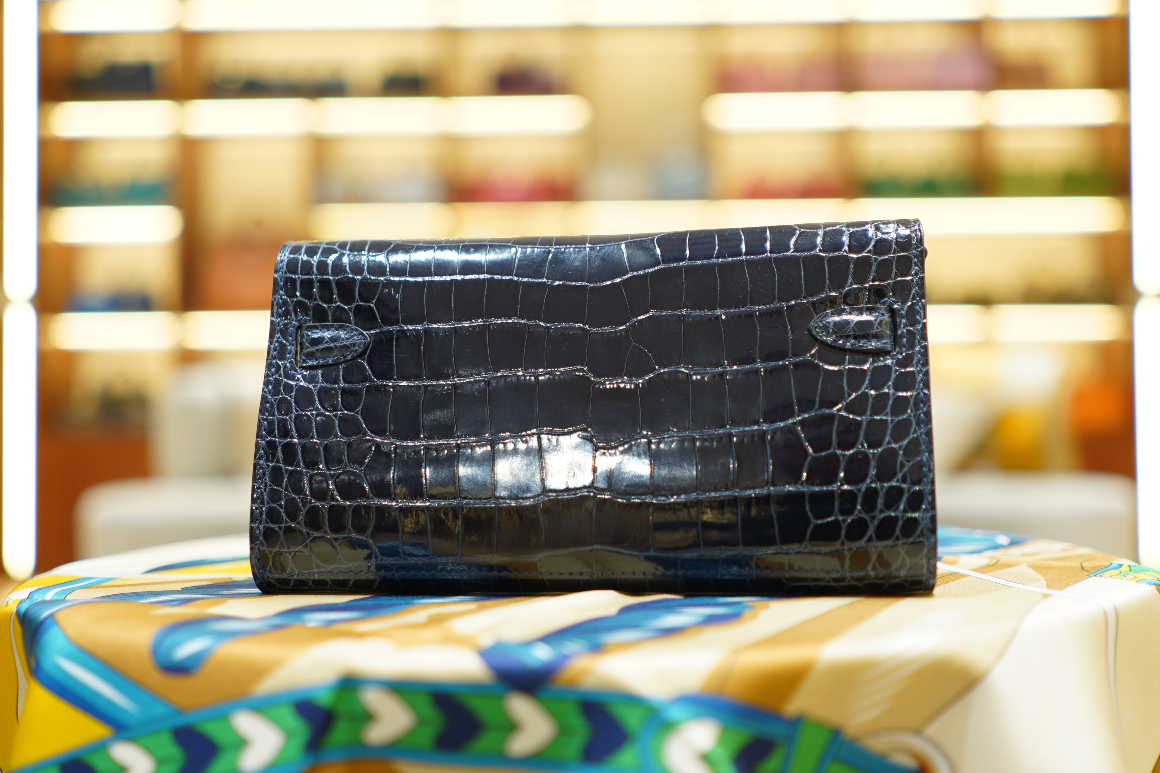 Hermes | Kelly To Go Wallet – Crocodile Leather – Black – Gold Hardware