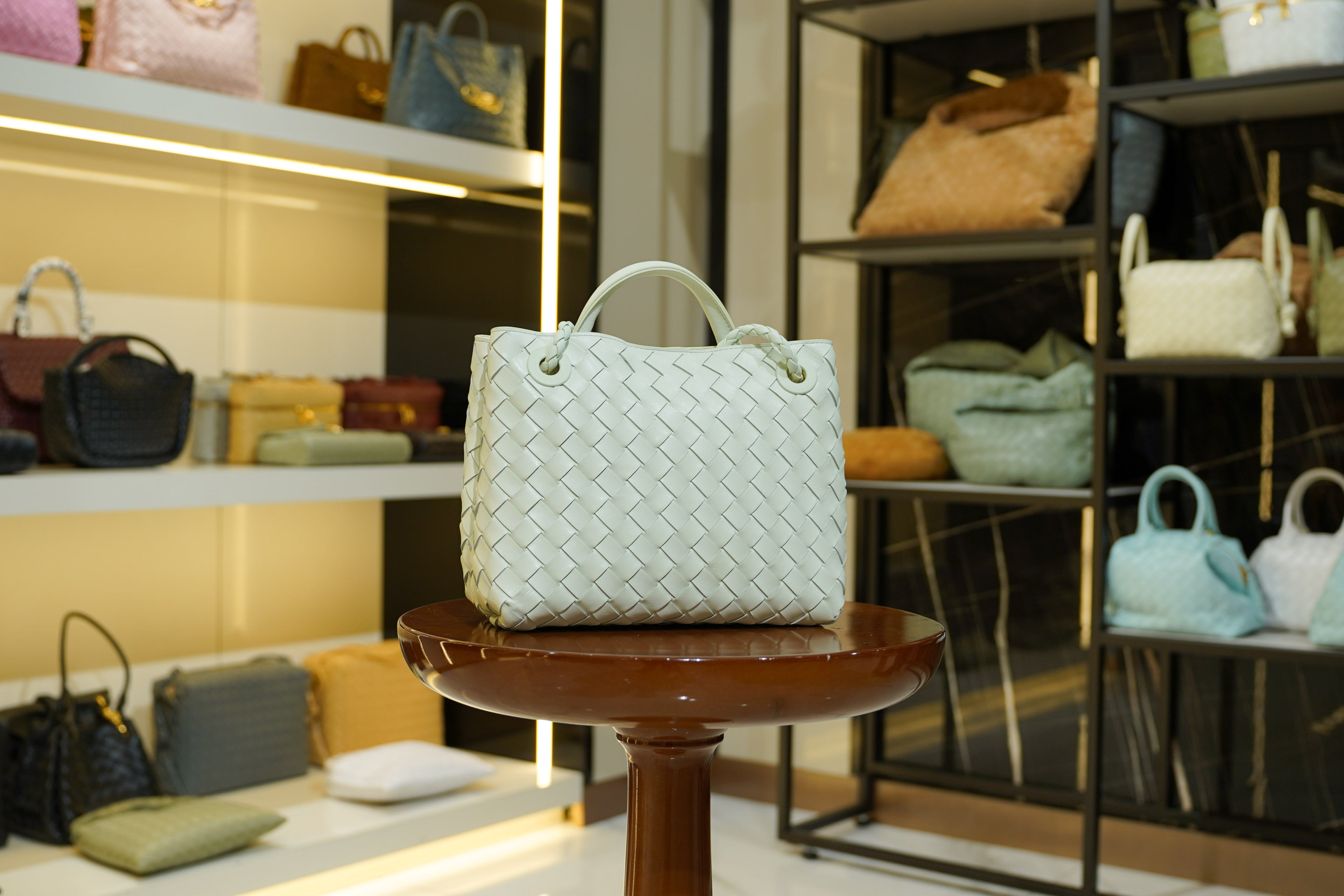 Bottega Veneta | Andiamo – Intrecciato – Mint – Gold Hardware