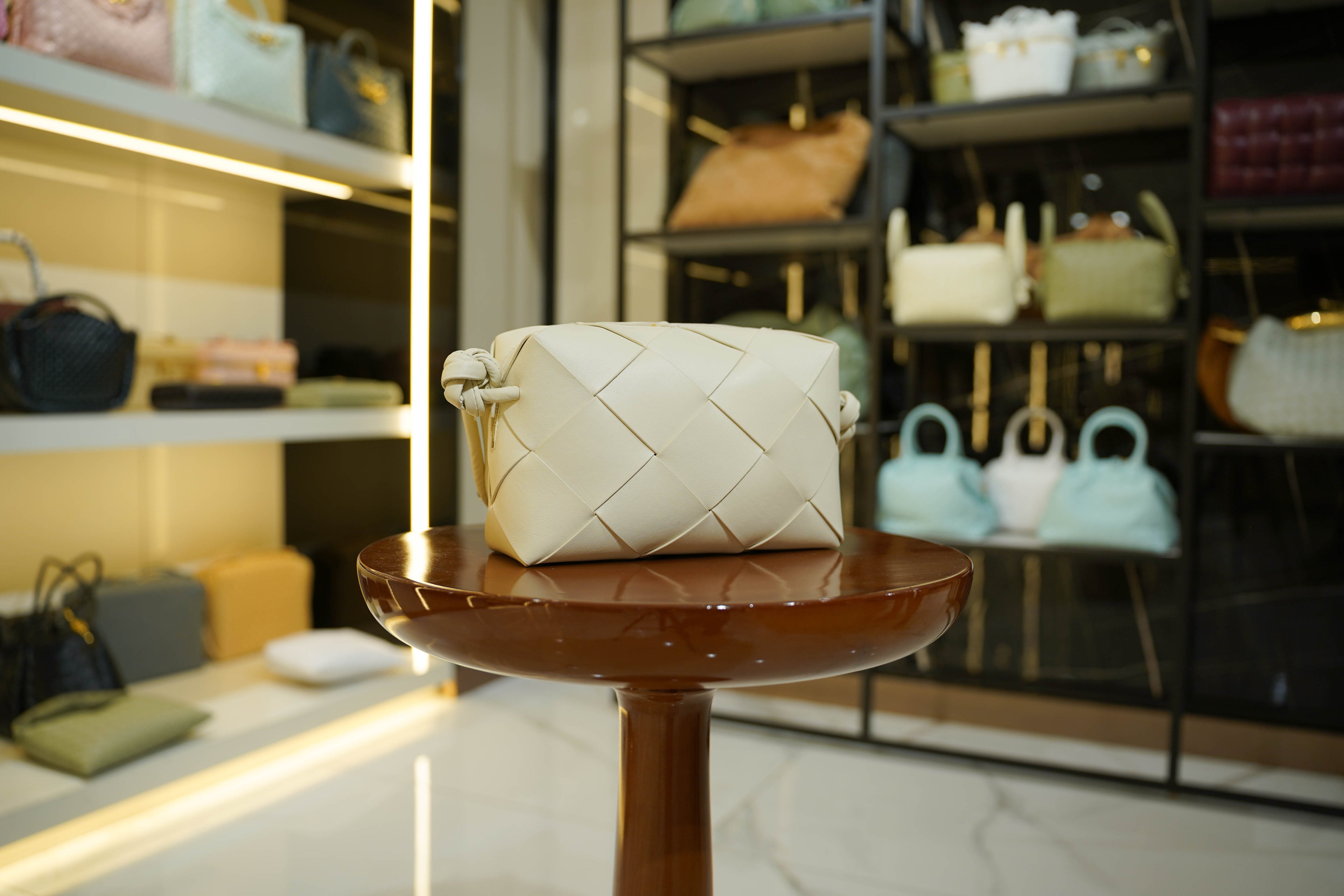 Bottega Veneta | Cassette (Small) – Leather – Cream – Gold Hardware