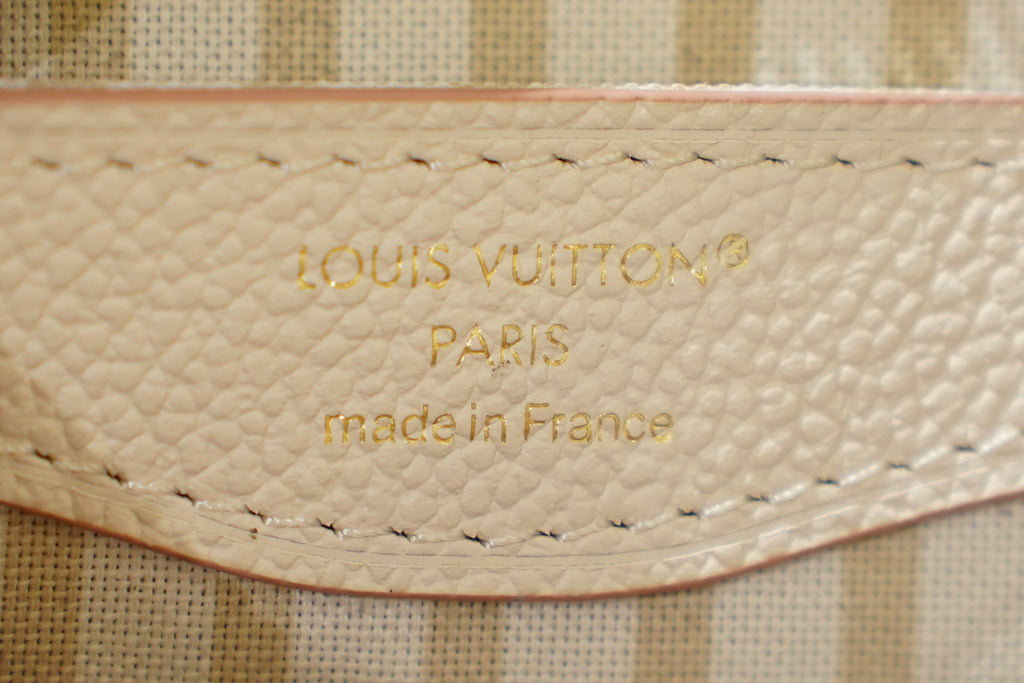 Louis Vuitton | Hobo Bag – Leather – Cream – Gold Hardware