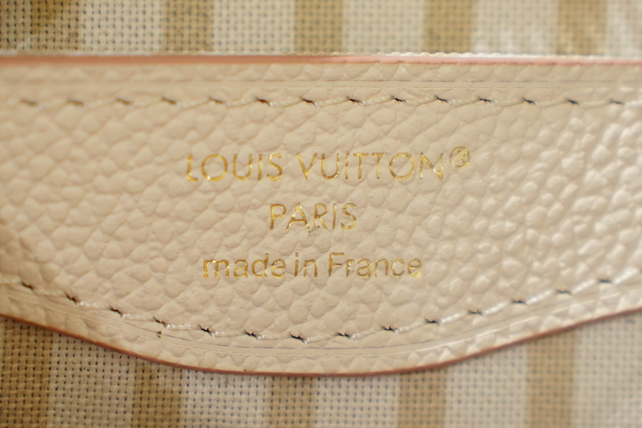 Louis Vuitton | Hobo Bag – Leather – Cream – Gold Hardware