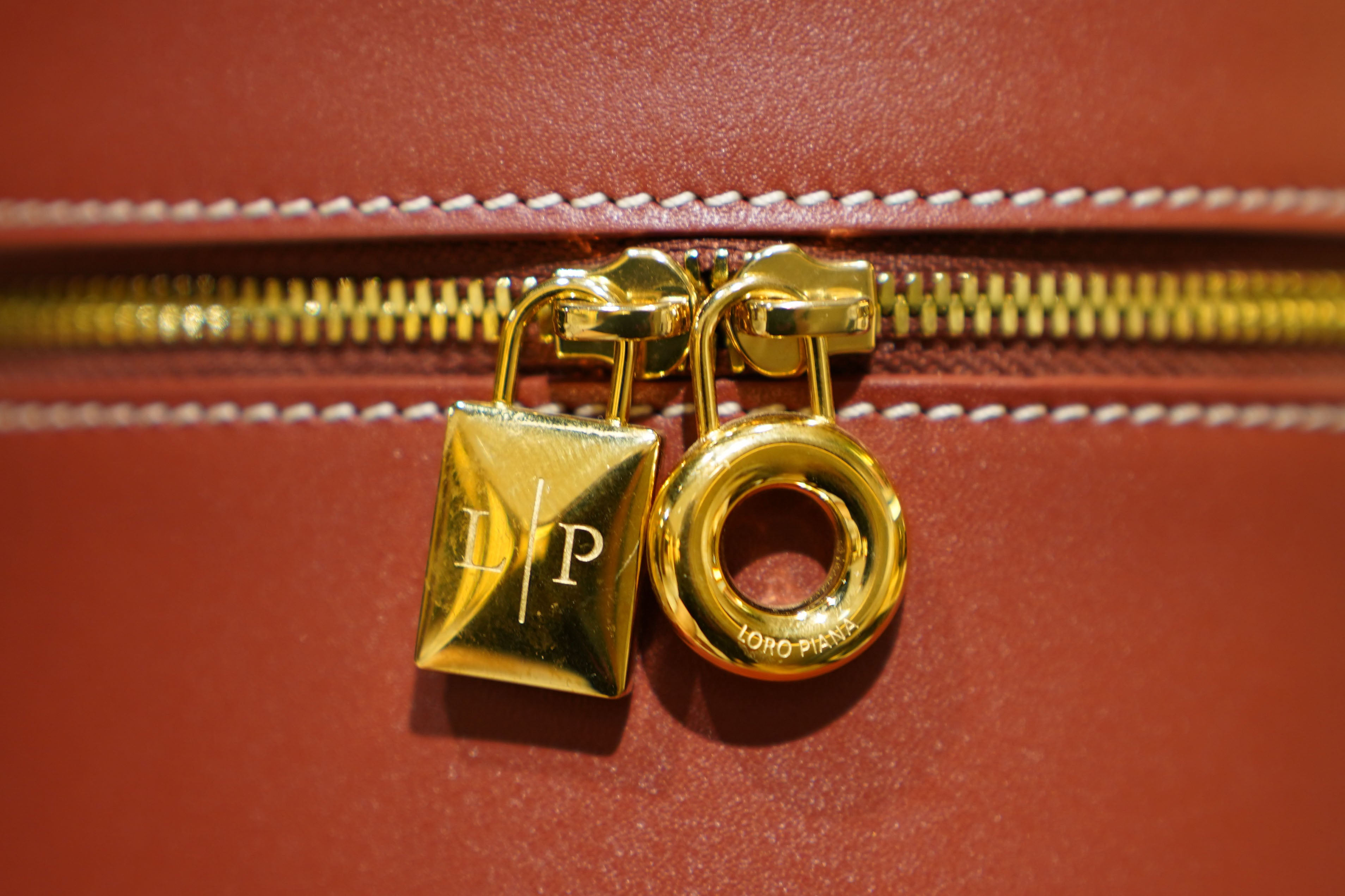 Loro Piana | Extra-Case – Leather – Red – Gold Hardware