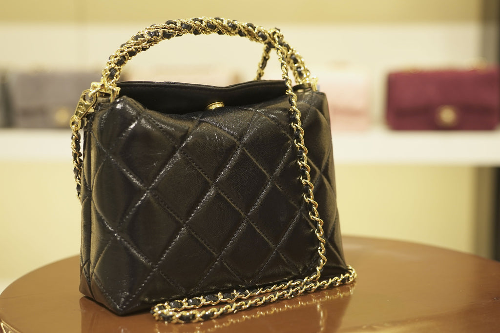 Chanel | 24B – Lambskin – Black – Gold Hardware